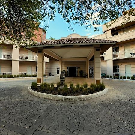 Hotel Real Del Bosque Golf And Spa Tula de Allende Ngoại thất bức ảnh