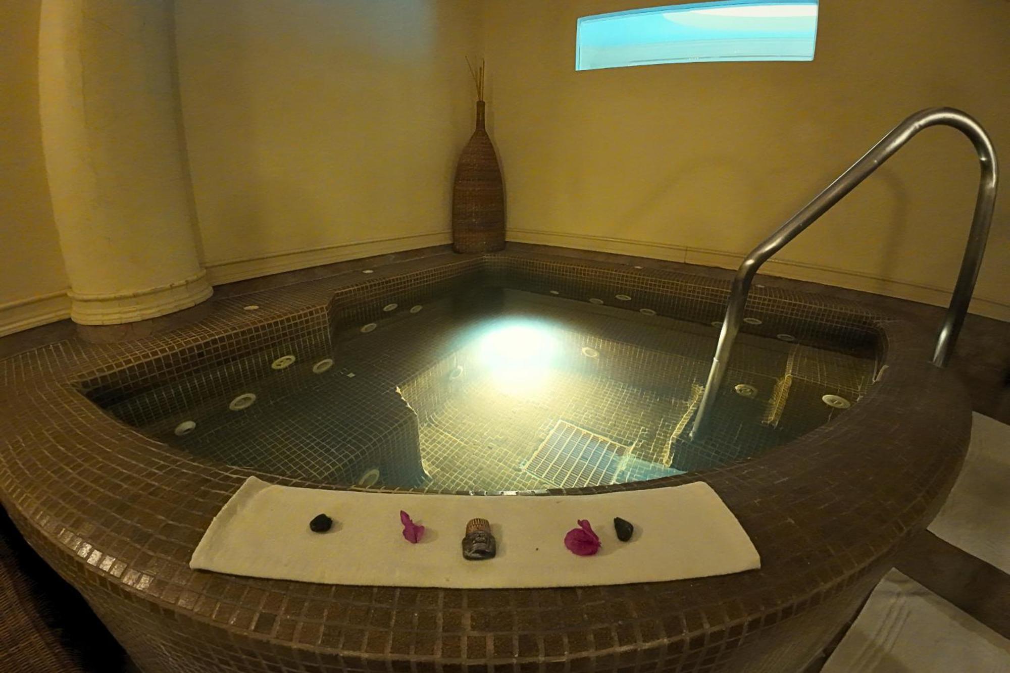 Hotel Real Del Bosque Golf And Spa Tula de Allende Ngoại thất bức ảnh